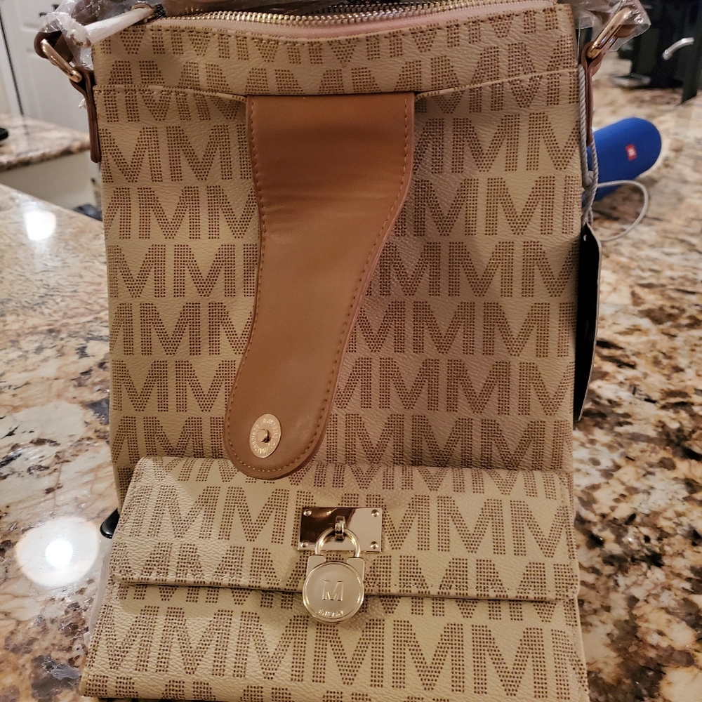 Crossbody bag
